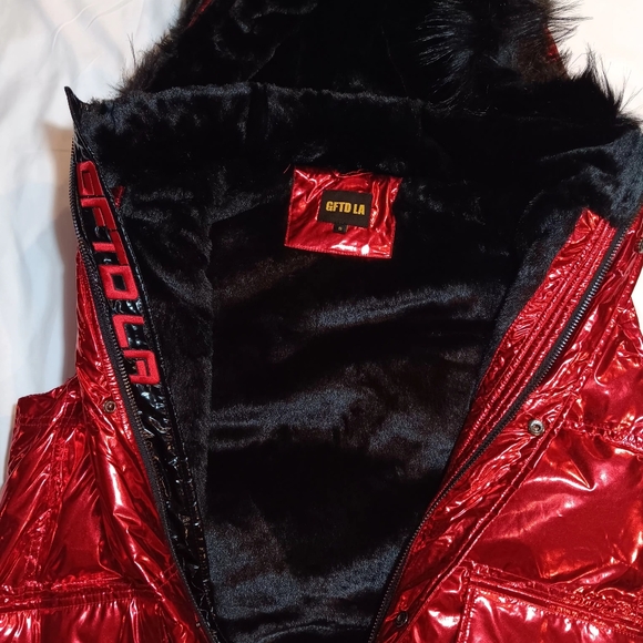 GIFTED LA VEST JACKET WITH HOOD RED WOMENS SMALL 100%POLYESTER - Picture 6 of 14